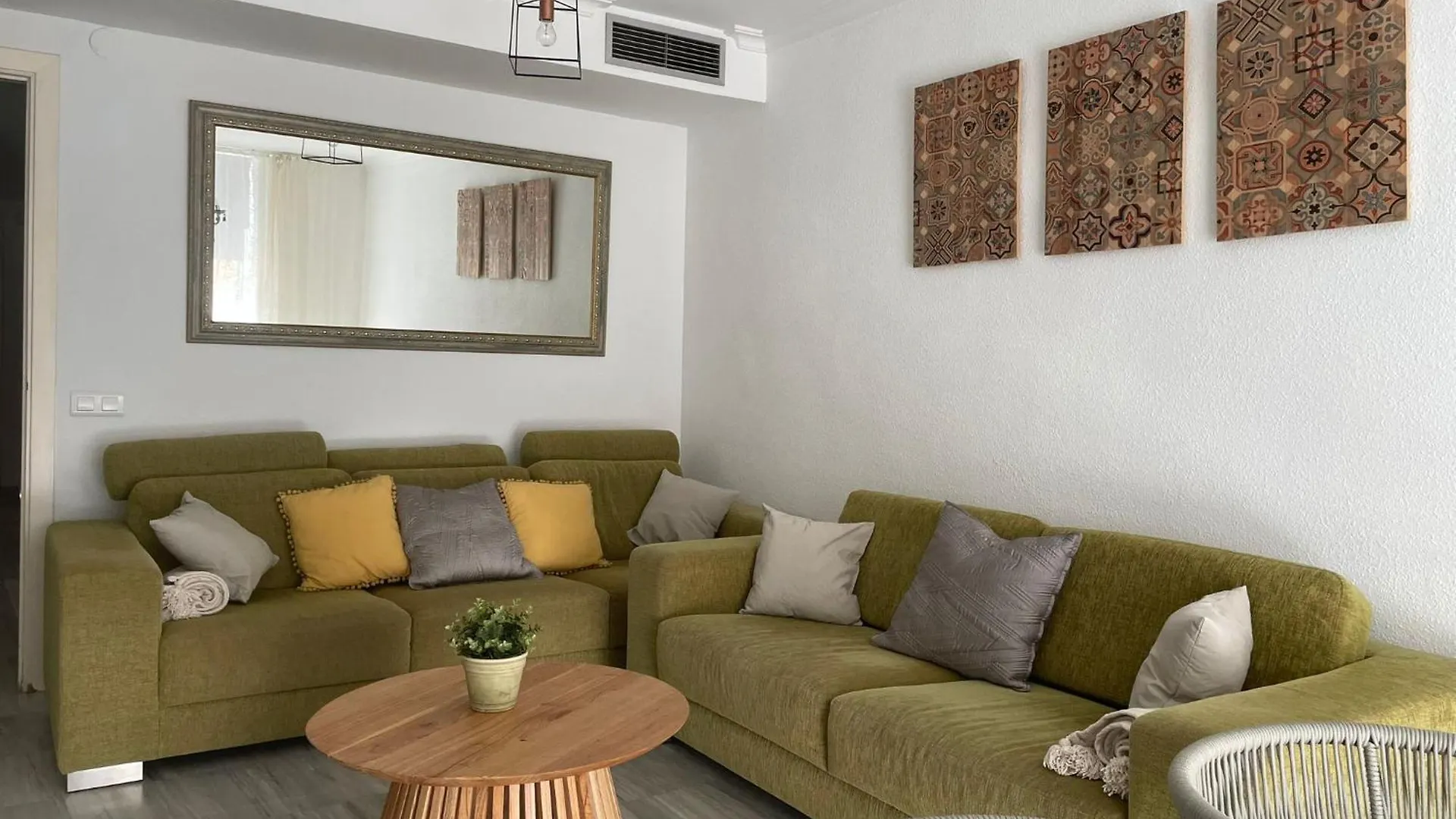 Carihuela 74 Apartment Torremolinos